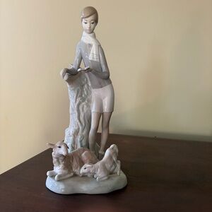 Lladro Boy With Lambs Reading Book Porcelain Sculpture